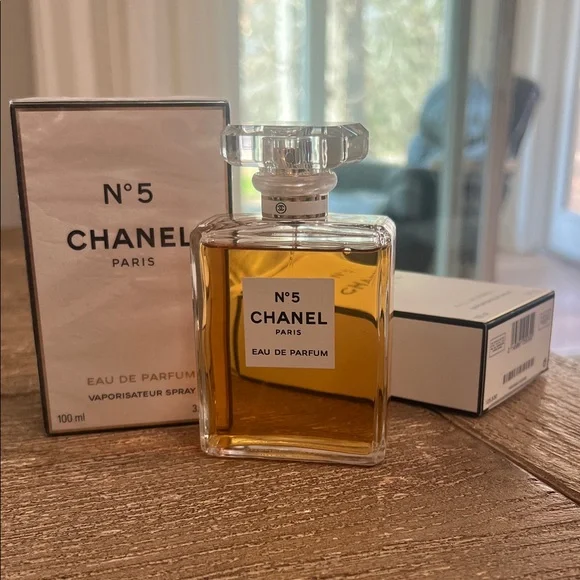 2 count large CHANEL No. 5 Eau de Parfum in Classic White Packaging - Picture 3 of 3